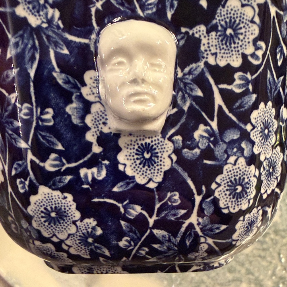 Calico Classic Blue and White Sugar Covered bowl Staffordshire England - Picture 12 of 13
